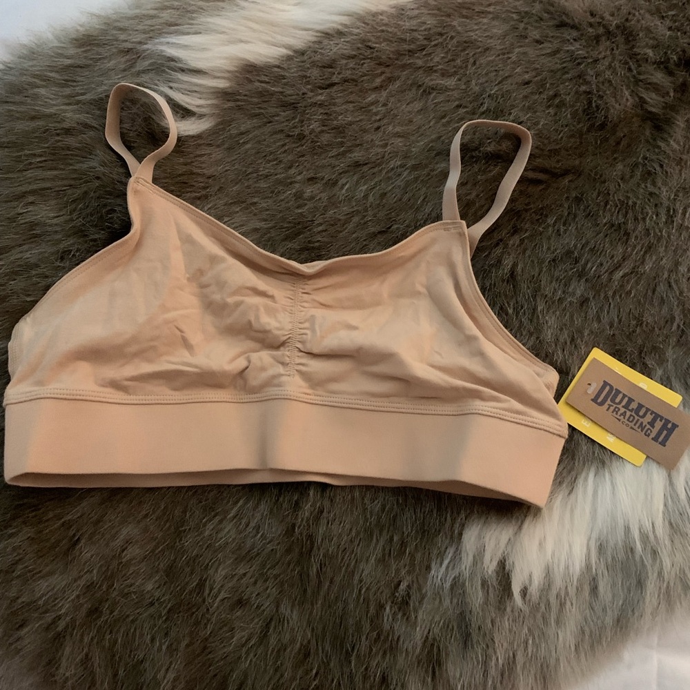 Medium nude colored pull over bra
